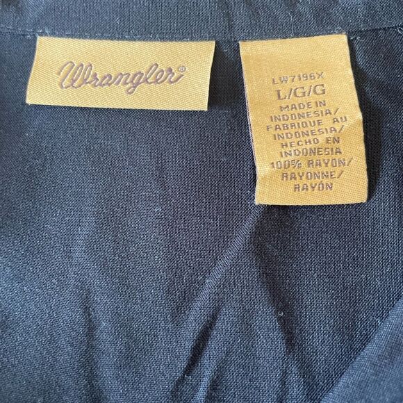 Wrangler Black Rodeo Blouse Western Collar Tips High Low Tiered Womens Large - Picture 6 of 8